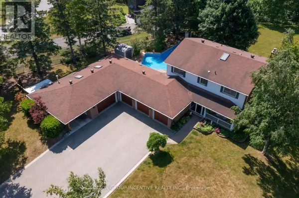 Innisfil, ON L9S4A7,1983 INNISFIL HEIGHTS CRESCENT