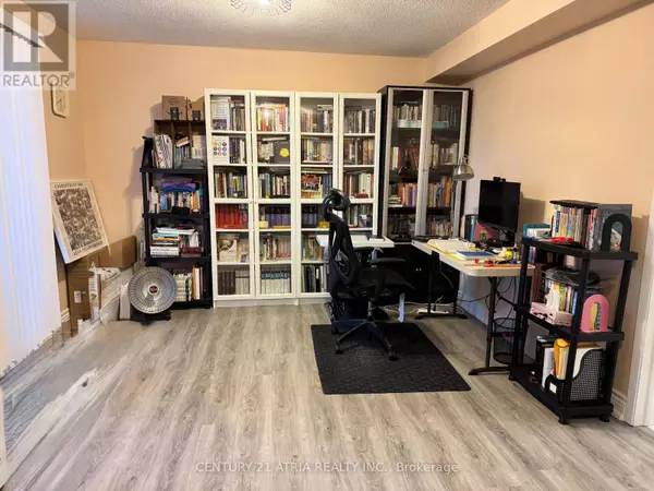 Aurora (aurora Highlands), ON L4G3L2,38 HENDERSON DRIVE