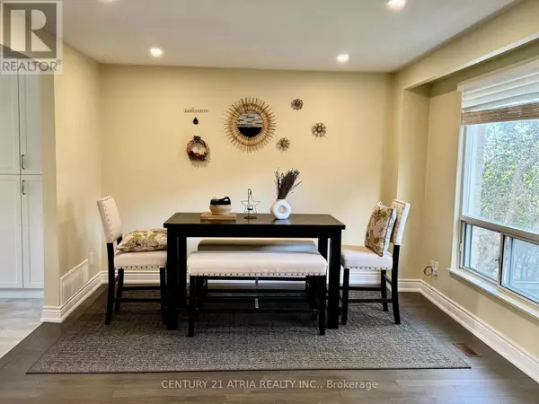 Aurora (aurora Highlands), ON L4G3L2,38 HENDERSON DRIVE