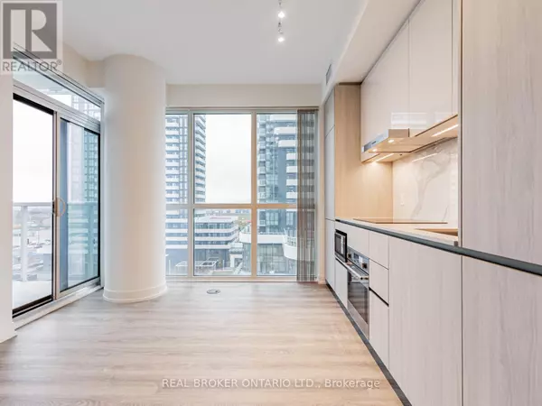 Vaughan (vaughan Corporate Centre), ON L4K0R2,8 Interchange WAY #712