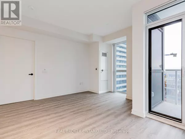 Vaughan (vaughan Corporate Centre), ON L4K0R2,8 Interchange WAY #712