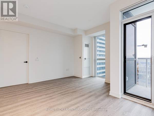 Vaughan (vaughan Corporate Centre), ON L4K0R2,8 Interchange WAY #712