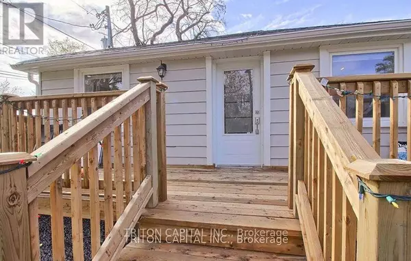 Vaughan (kleinburg), ON L0J1C0,34 NAPIER STREET