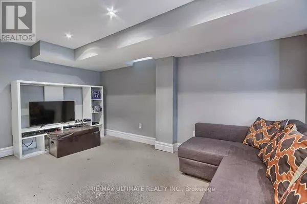 Markham (greensborough), ON L6E1S4,3 Cornerstone RD #lower