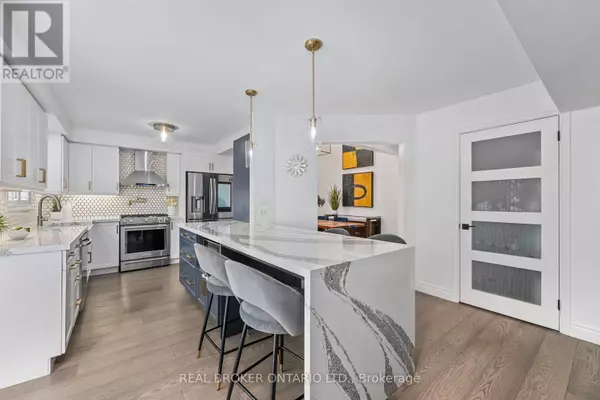 Vaughan (maple), ON L6A3B8,170 ST JOAN OF ARC AVENUE