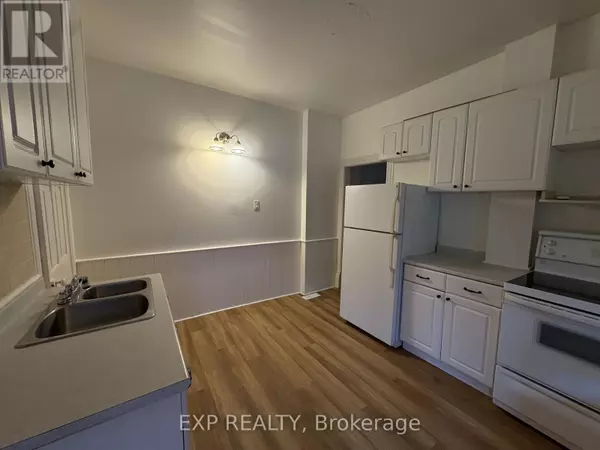 Newmarket (central Newmarket), ON L3Y1K7,491 Eagle ST #B