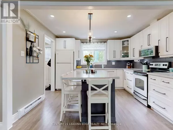 Georgina (virginia), ON L0E1N0,27 ISLE VISTA DRIVE