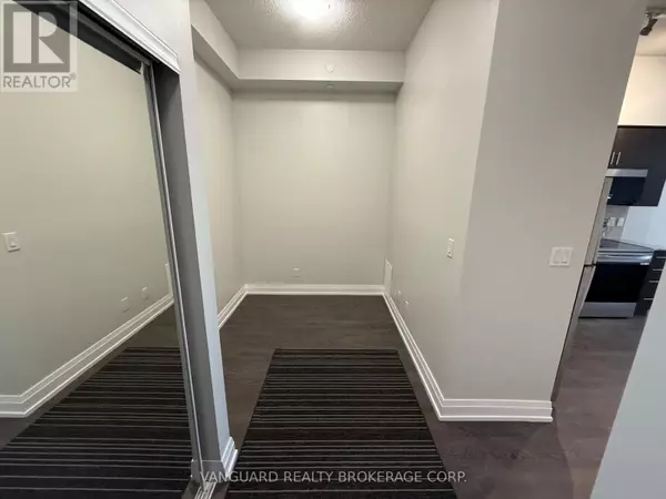 Vaughan (east Woodbridge), ON L4L0G7,3600 Highway 7 #316