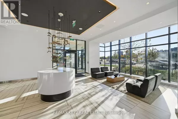 Markham (unionville), ON L3R6M8,38 Water Walk DR #601