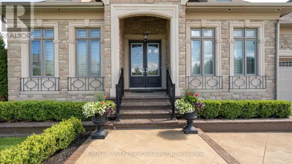 King (king City), ON L7B0M8,43 JAMES STOKES COURT