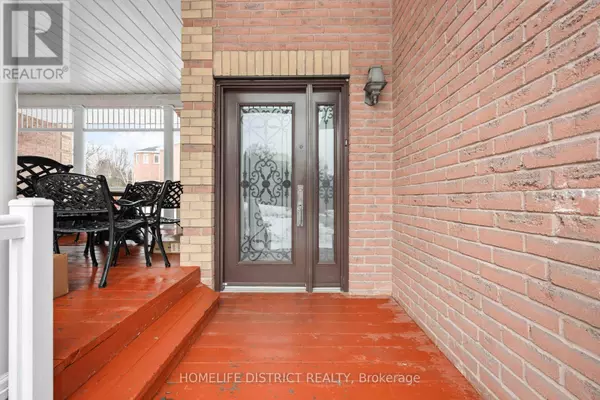 Richmond Hill (oak Ridges), ON L4E2R5,1 GROVEPARK STREET