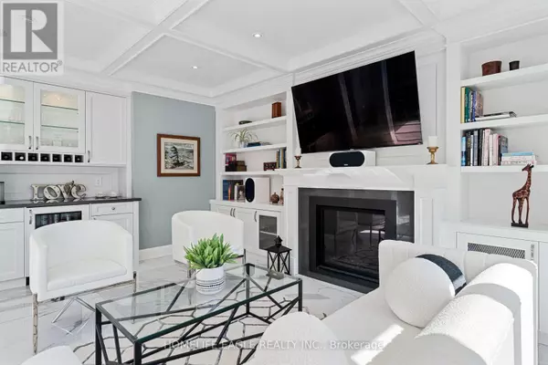 Vaughan (islington Woods), ON L4L8C9,31 MODESTO GARDENS