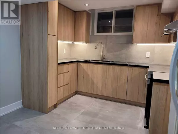 920 STONEHAVEN AVENUE, Newmarket (stonehaven-wyndham), ON L3X1K7