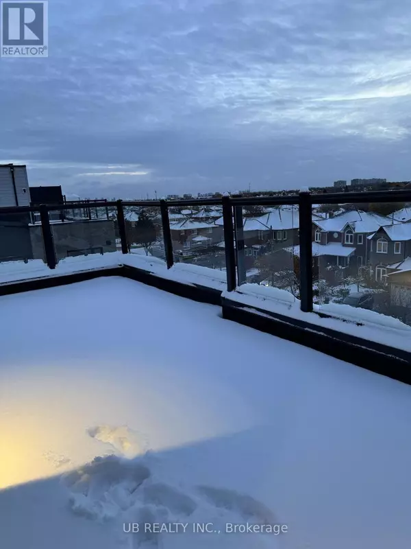 Markham (middlefield), ON L3S3J8,113 Marydale AVE #31