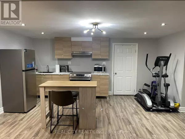 47 LADYSLIPPER COURT, Markham (bayview Glen), ON L3T2S6