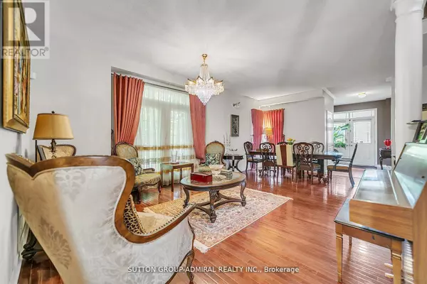 Richmond Hill (oak Ridges), ON L4E4R5,70 BLACKFOREST DRIVE