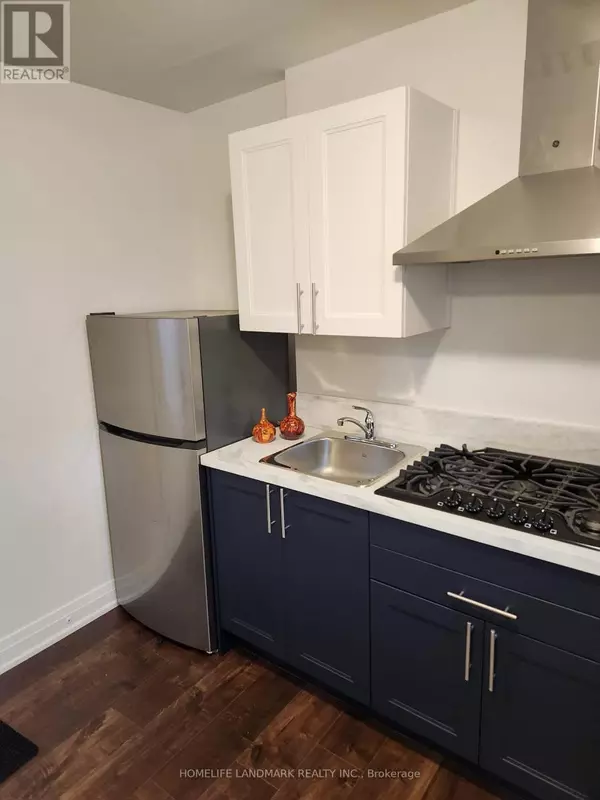 Newmarket (central Newmarket), ON L3Y1N1,452 D'arcy ST #Unit # 2