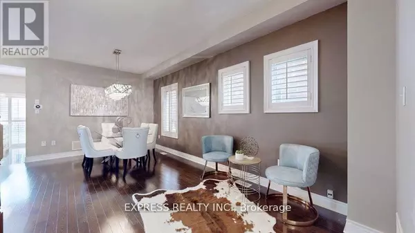 Aurora, ON L4G0G6,164 MAVRINAC BOULEVARD