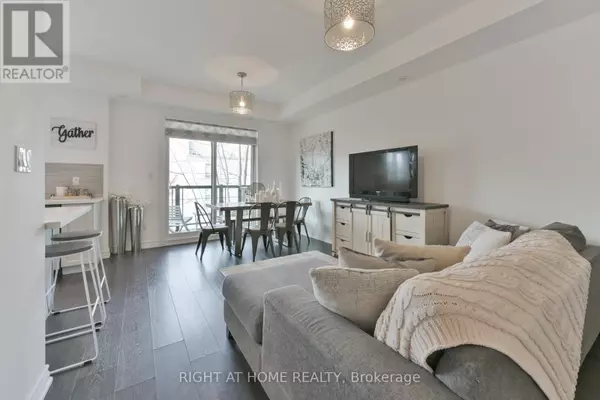 Vaughan (islington Woods), ON L4L0H8,201 Pine Grove RD #423