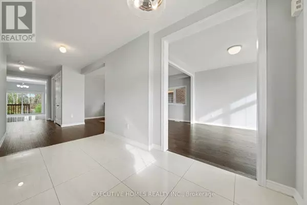 Innisfil, ON L9S0N4,1753 EMBERTON WAY