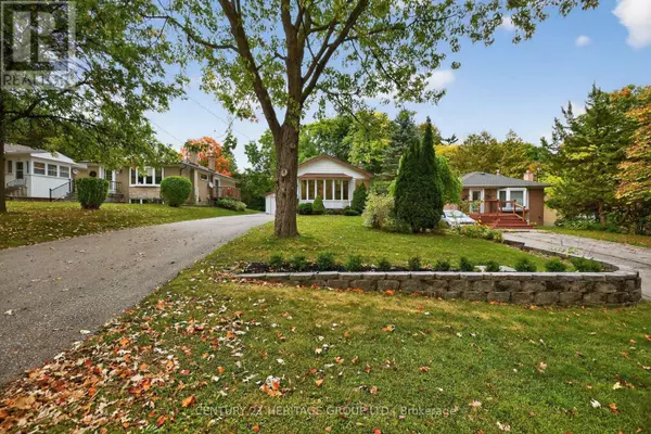 Newmarket (huron Heights-leslie Valley), ON L3Y3W2,49 BAYVIEW PARKWAY