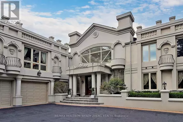 305 WOODLAND ACRES CRESCENT, Vaughan, ON L6A1G1