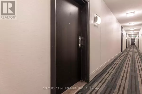 Aurora (aurora Village), ON L4G1Y3,15277 Yonge ST #419