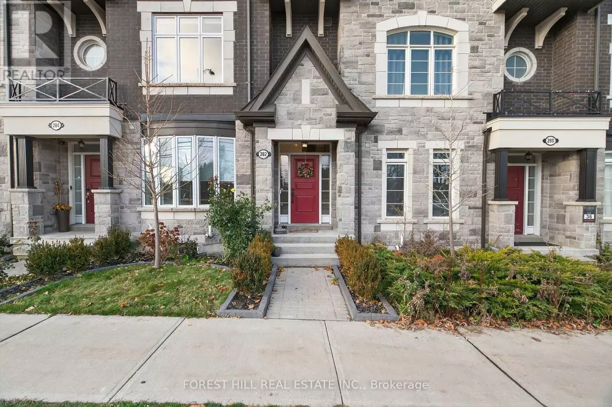 Richmond Hill (oak Ridges), ON L4E1H3,282 KING ROAD