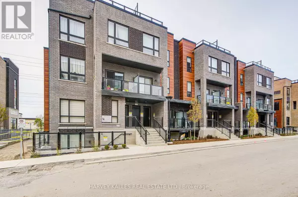 14 Lytham Green CIR #12, Newmarket (glenway Estates), ON L3Y0H3