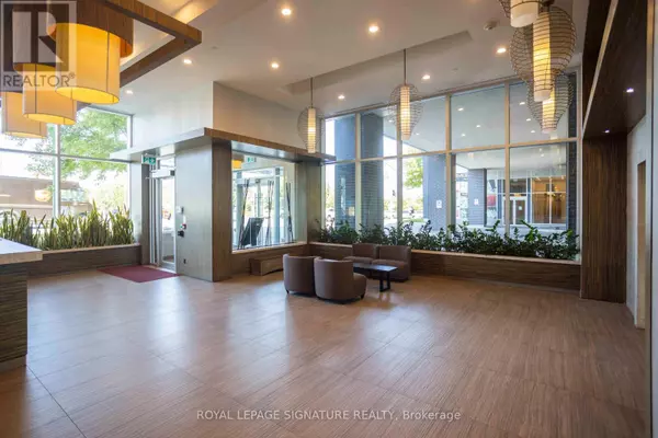 Richmond Hill (doncrest), ON L4B3V1,8763 Bayview AVE #613