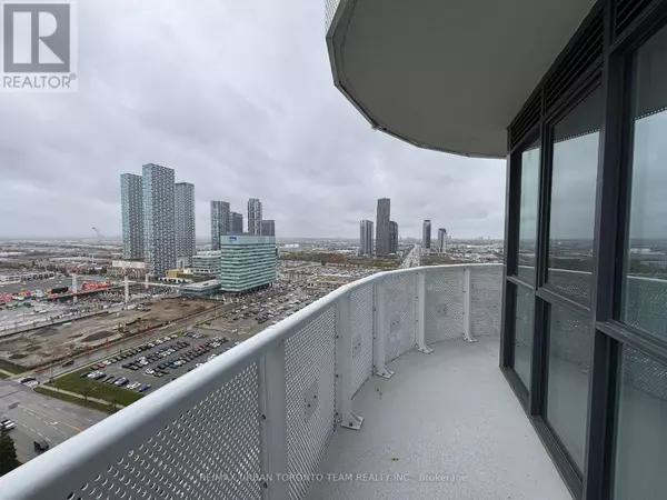 Vaughan (vaughan Corporate Centre), ON L4K5Z7,8 Interchange WAY #2206