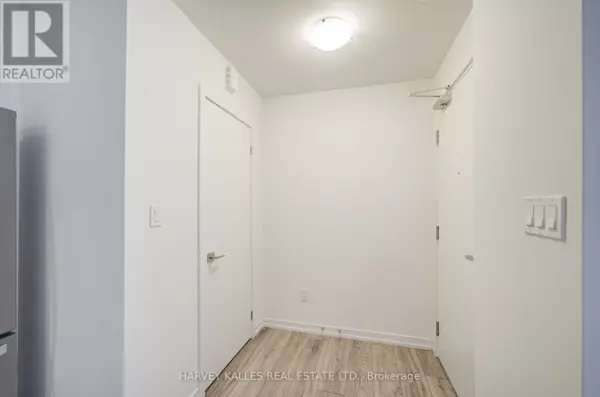 Newmarket (glenway Estates), ON L3Y0H4,24 Lytham Green CIR #16