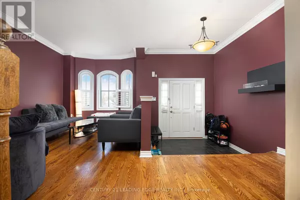 Markham (old Markham Village), ON L3P8P1,29 BULLOCK DRIVE