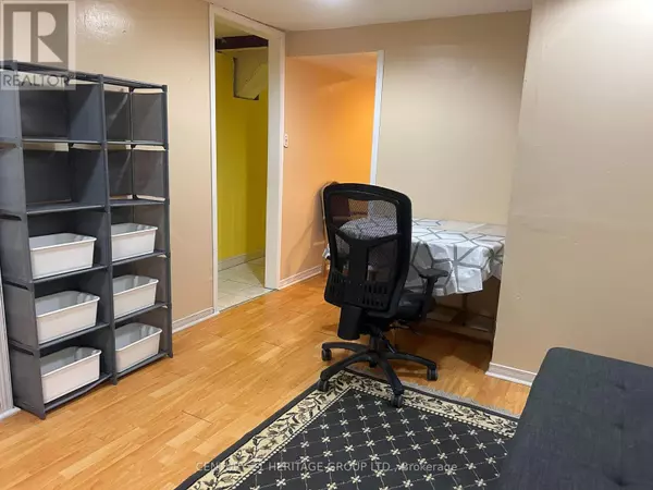 Markham (milliken Mills West), ON L3R3E2,141 Risebrough Circuit #Bsmt