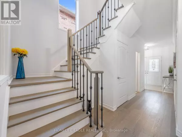 Richmond Hill (oak Ridges Lake Wilcox), ON L4E5A2,90 BARNWOOD DRIVE