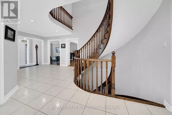 Vaughan (kleinburg), ON L0J1C0,38 JOHN KLINE LANE