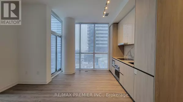 Vaughan (vaughan Corporate Centre), ON L4K5Z7,8 Interchange WAY #618