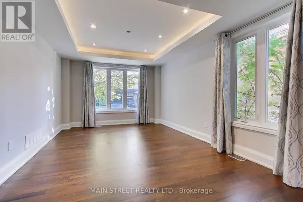 Markham (victoria Manor-jennings Gate), ON L6C3G7,36 ADASTRA CRESCENT