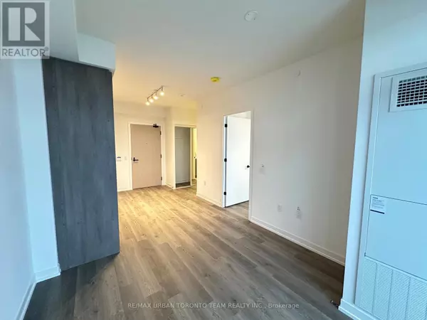 Vaughan (vaughan Corporate Centre), ON L4K5Z7,8 Interchange WAY #3903