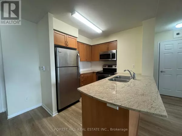 Richmond Hill (langstaff), ON L4B0B1,75 King William CRES #707