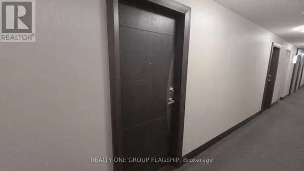 Richmond Hill (langstaff), ON L4B0C1,75 King William CRES #812