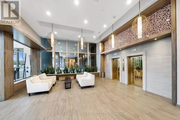 Richmond Hill (doncrest), ON L4B3V1,8763 Bayview AVE #619