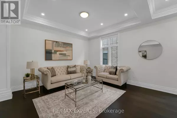 Vaughan (patterson), ON L6A4Z7,136 LADY JESSICA DRIVE