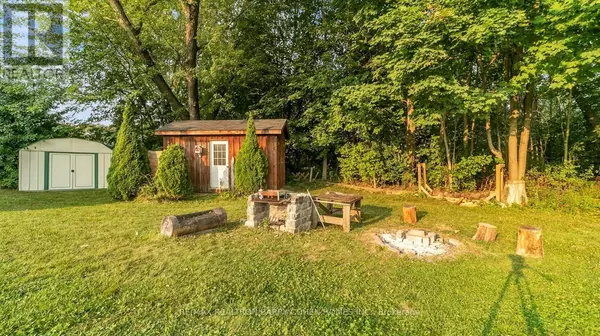 Georgina (virginia), ON L0E1N0,14 MELLON AVENUE