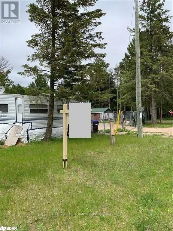 8240 MAIN STREET, Adjala-tosorontio (lisle), ON L0M1M0