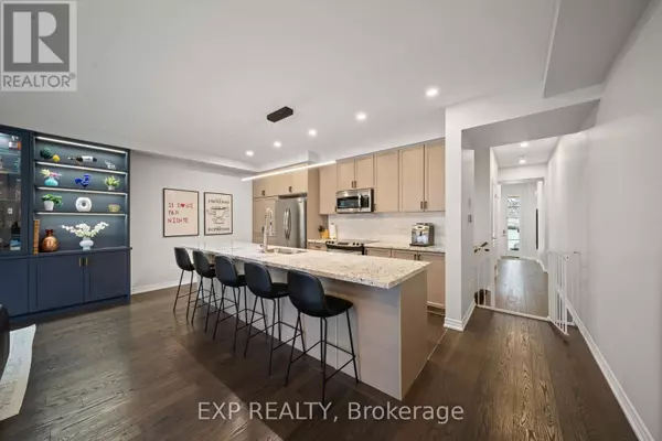 Aurora, ON L4G0W1,82 GOWER DRIVE