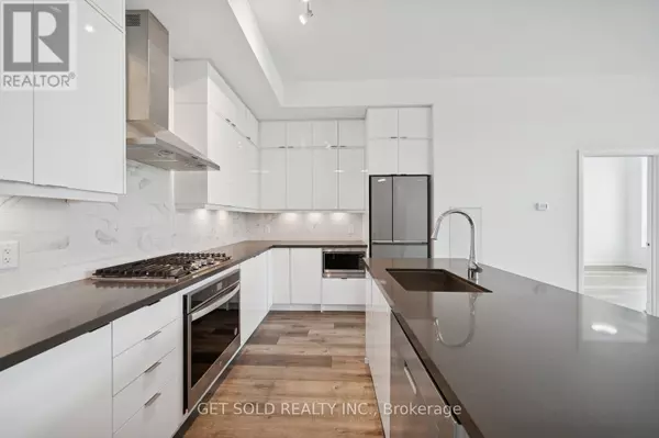 Whitchurch-stouffville (stouffville), ON L4A1H6,11750 Ninth Line #728