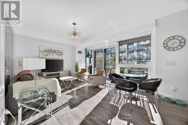 Innisfil, ON L9S0J4,333 Sea Ray AVE #D233