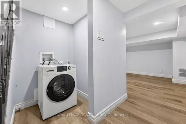 Richmond Hill (crosby), ON L4C2W8,224 Alsace RD South #Lower