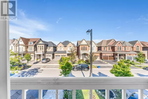 Vaughan (kleinburg), ON L4H3Z2,96 PELEE AVENUE